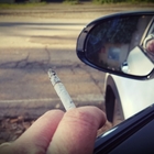 Sigarette gettate dal finestrino: in Australia si rischiano 11mila dollari di multa