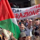A Milano filopalestinesi insultano la Brigata ebraica: «Siete come i nazisti»