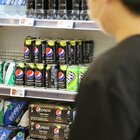 L'Oms dichiara l'«aspartame possibilmente cancerogeno»: qual è la dose da non superare per non correre rischi