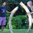 • Massimiliano, 20 anni, e papà Claudio, la guida safari -Fotogallery