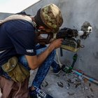 Libia, Sarraj: «Niente cessate il fuoco, Haftar si ritiri». Già centinaia i morti