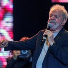Brasile, Lula dichiara guerra a Bolsonaro, ma la Camera vota per la carcerazione