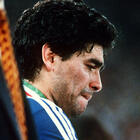 C'è una persona al mondo che non sa della morte di Maradona. E nessuno ha il coraggio di dargli la notizia