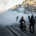 Scontri a Parigi, ma i No vax non bloccano la città