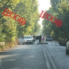 Roma, terribile incidente sulla via del Mare: frontale contro un'auto, morto motociclista 49enne
