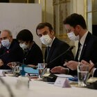 Macron: «Non imporremo alcun tampone per entrare in Francia da Paesi Ue»