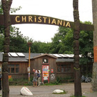 Copenaghen dice addio alla «strada della marijuana»: droga e omicidi, la Pusher Street di Christiania era troppo pericolosa