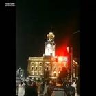 I rintocchi dell'orologio segnano la fine del lockdown a Wuhan