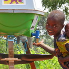 Oxfam, nel mondo 1,6 milioni di persone muoiono per l’uso di acqua sporca
