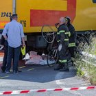 Roma, identificato il ciclista travolto e ucciso dal tir sulla Tiburtina