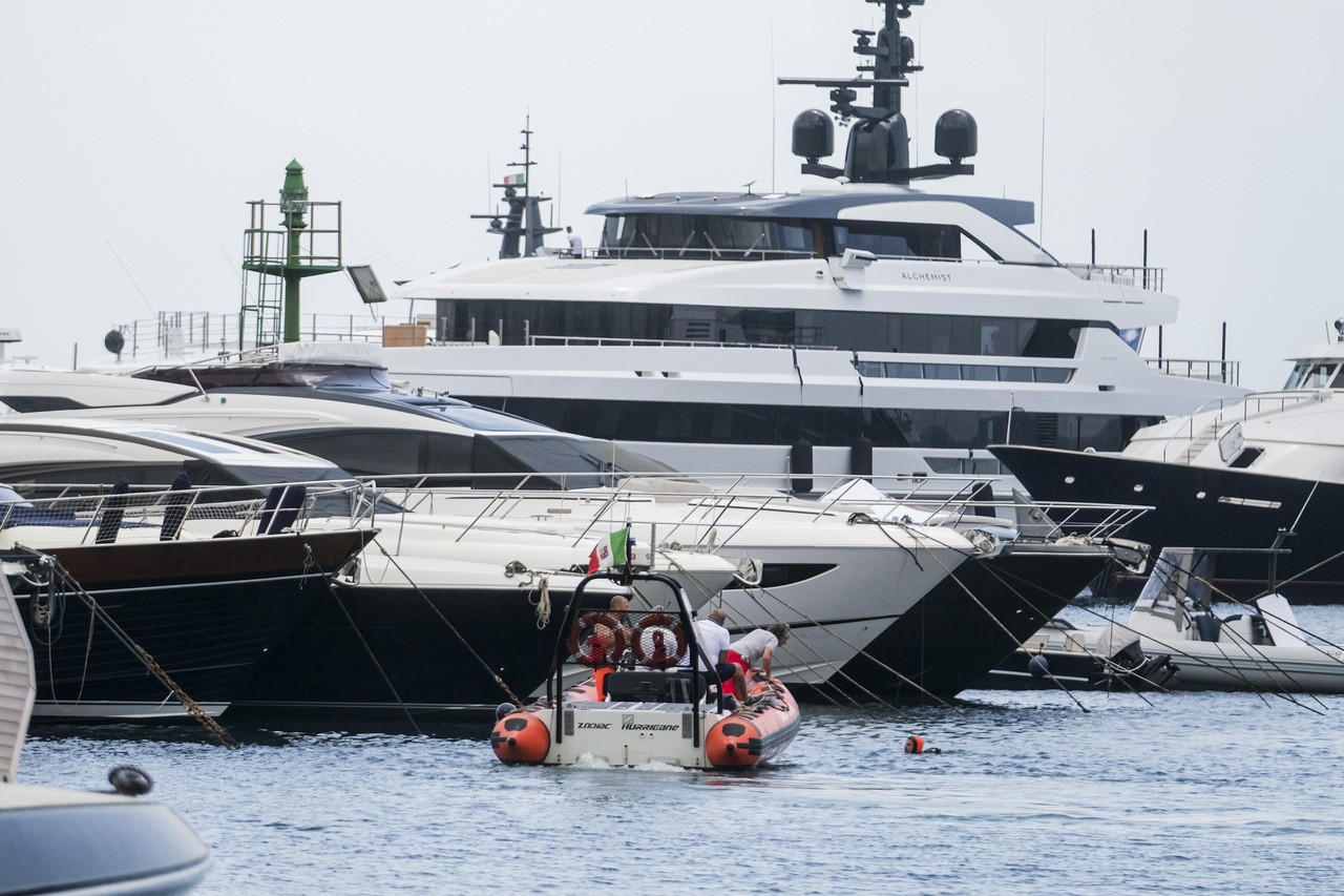 Cristina Frazzica Morta In Mare A Posillipo: Chi è Guido Furgiuele L ...