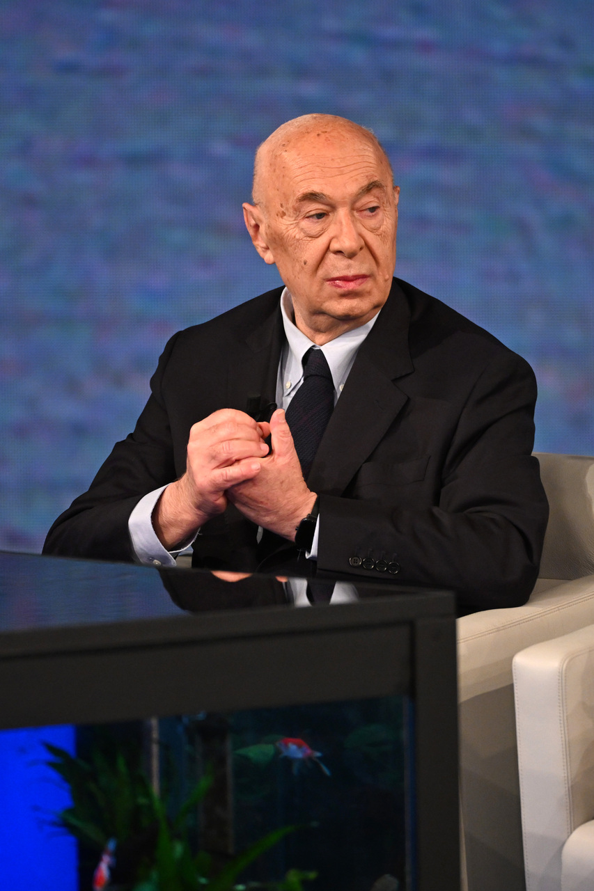 Paolo Mieli, chi &egrave; il giornalista ospite oggi a La volta ...